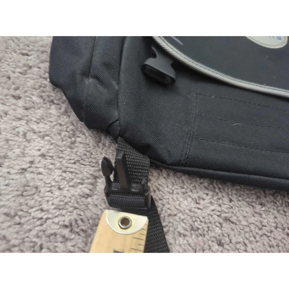 EA Sports Video Game Carrying Travel Case Leed's Black Canvas
